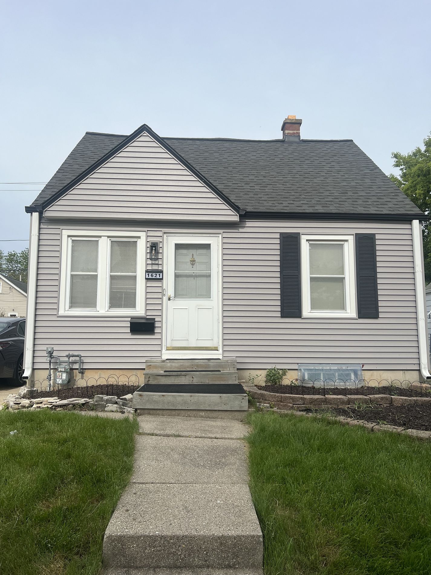 West Allis home after siding and trim installation project