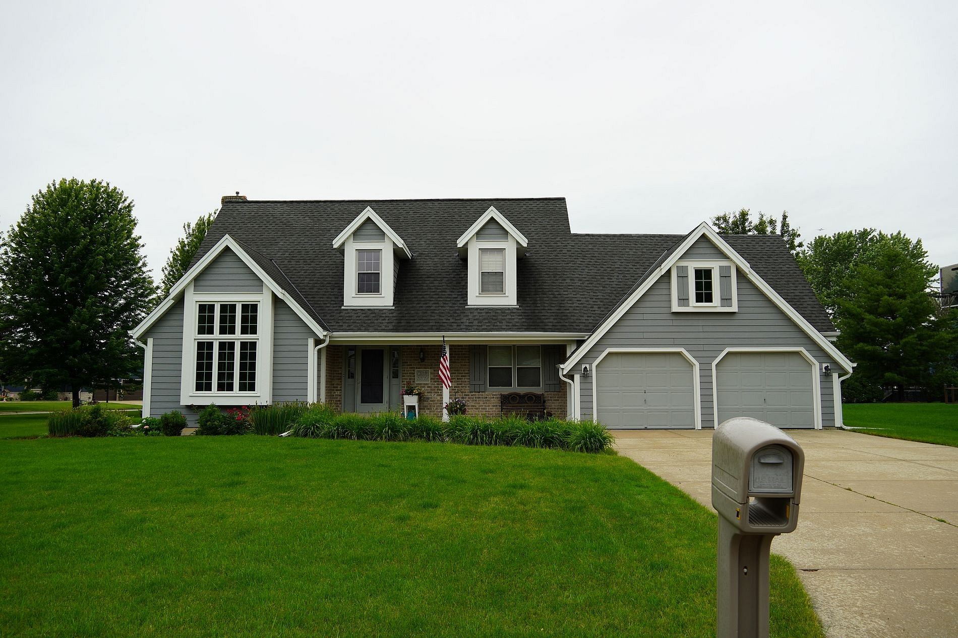 Muskego home after LP smartside siding installation