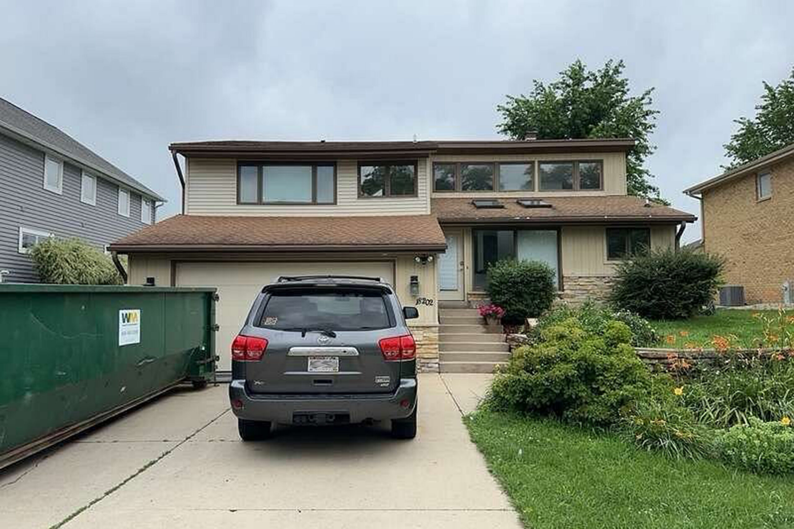 muskego home after roofing and siding replacement
